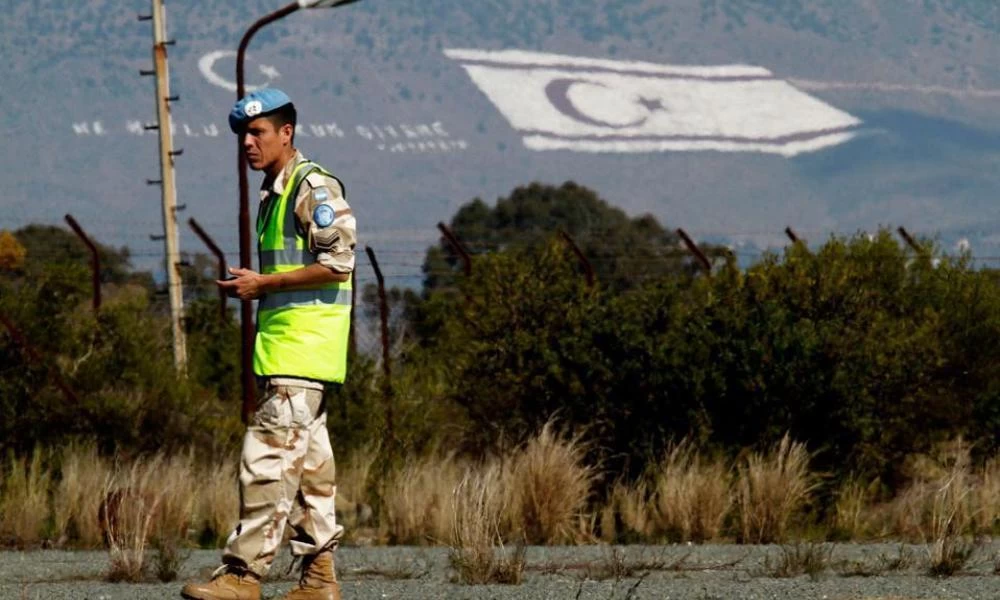 Η ΕΕ απαιτεί να είναι παρατηρητής στις συνομιλίες για το Κυπριακό στην Ελβετία-Μεγάλος εκνευρισμός στην Άγκυρα